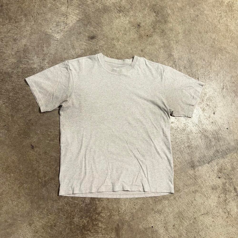 Earth Tone Everlane T-Shirt - Picture 5 of 8